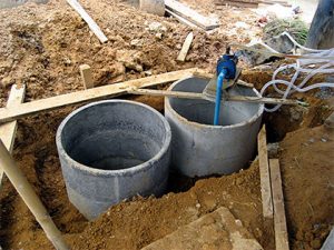 How do you know when septic tank needs emptying